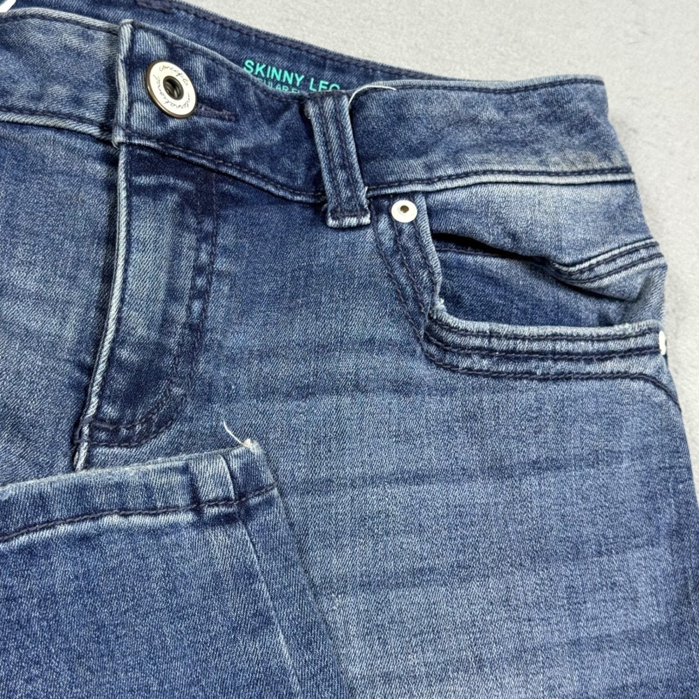 INC International Concepts Petite Floral Embroidered Skinny Leg Jeans Blue 6P
